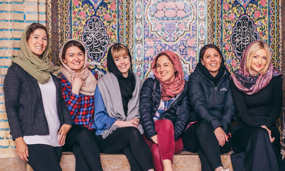 WOMAN VISITORS IN IRAN
