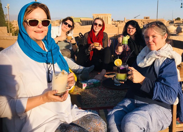 Woman Visitors In Iran: Persian hospitality