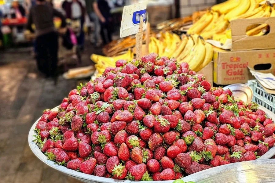 Fresh fruits in Rasht Grand Bazaar